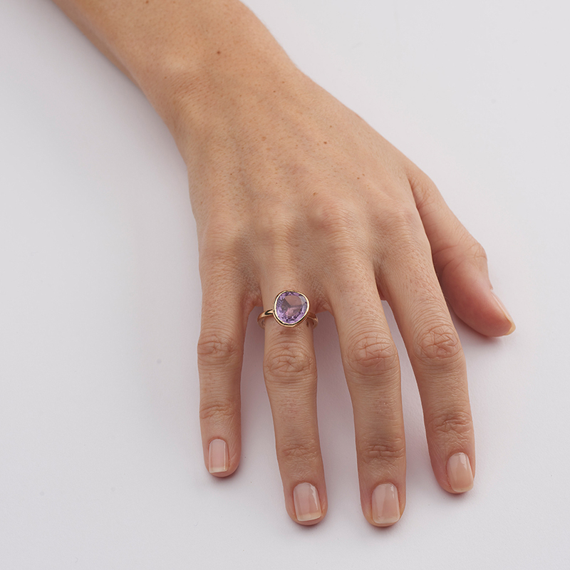model wearing amethyst and gold cocktail ring