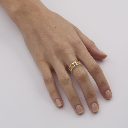 Eat Me word Ring by Tessa Packard London
