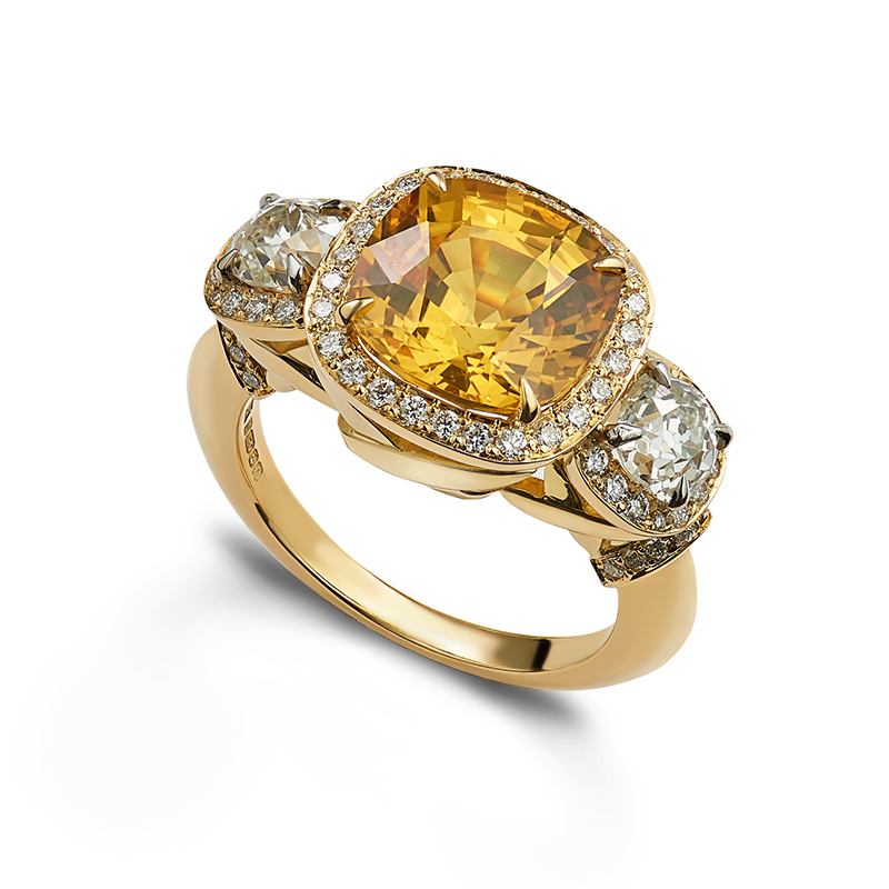 yellow gold, diamond and sapphire ring
