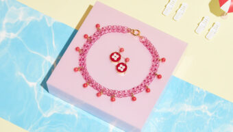 pink chain lucite plastic gemstone necklace
